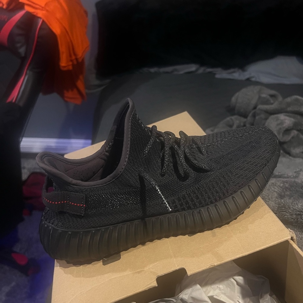 Yeezy boost 350 V2 black/black